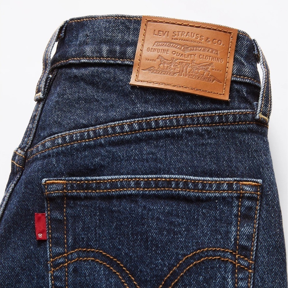 Levi's® Premium
RIBCAGE BELL WOMEN'S JEANS 25 X 32 - Picture 11 of 12